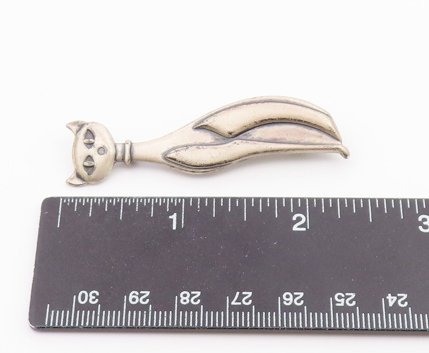 BEAUCRAFT 925 Sterling Silver  Vintage Sitting Kitty Cat Brooch Pin  BP9442