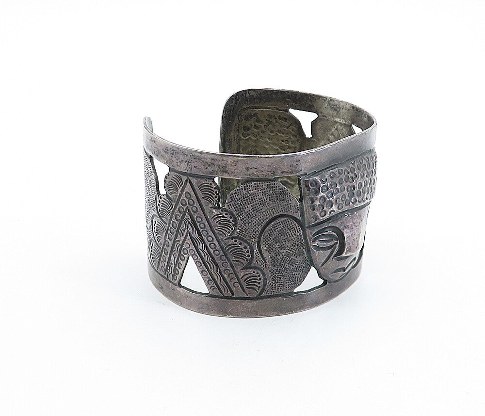 925 Sterling Silver Vintage Antique Oxidized Carved Face Cuff Bracelet BT2059