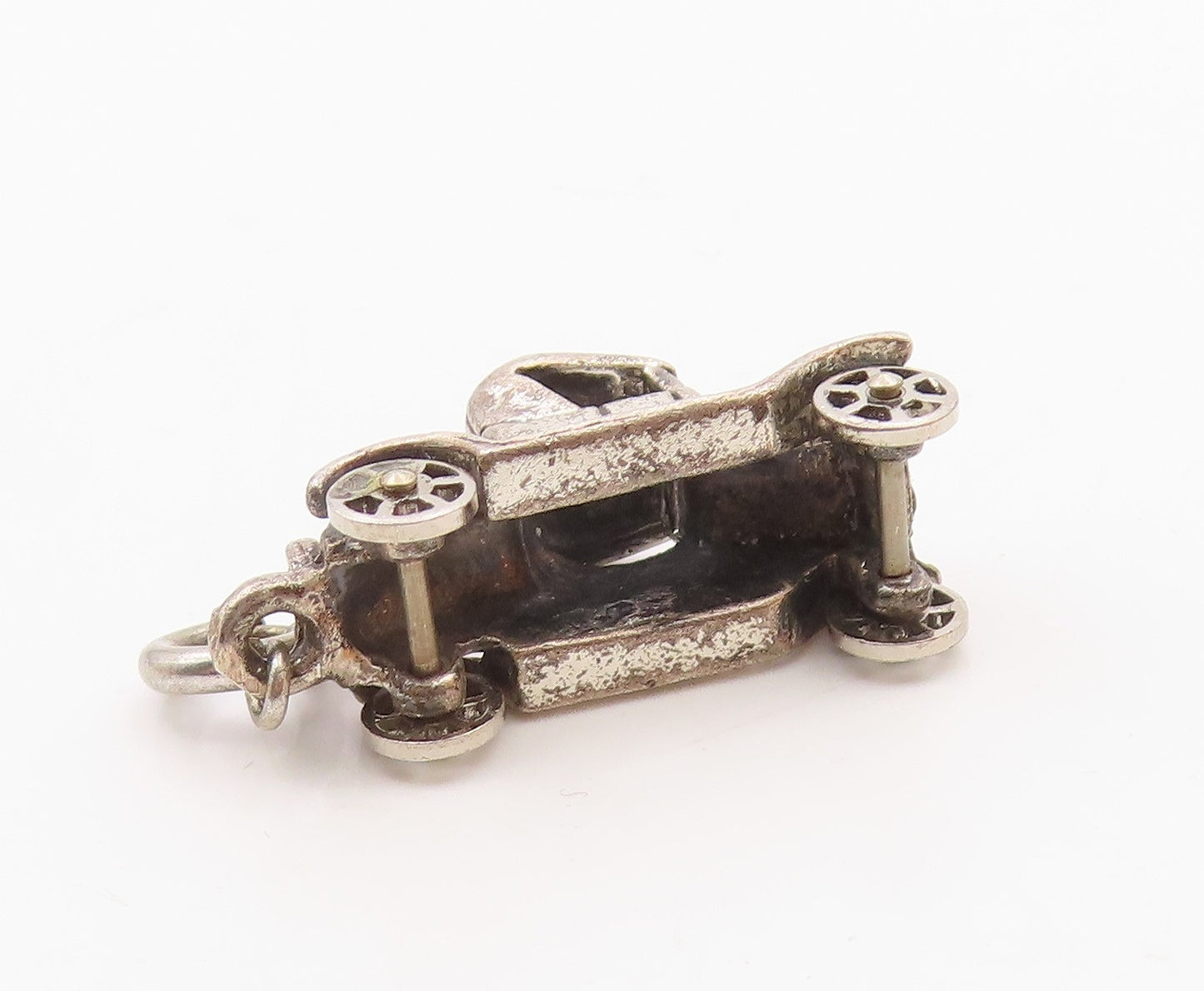 925 Sterling Silver  Vintage Old Fashioned Car Motif Pendant (SPINS)  PT18119