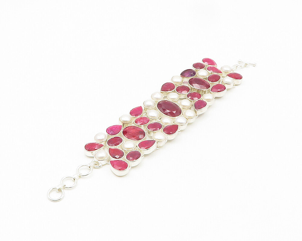 925 Sterling Silver  Freshwater Pearls & Tear Drop Ruby Chain Bracelet  BT7652