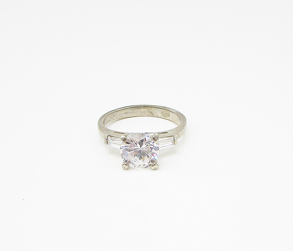 925 Sterling Silver  White Cubic Zirconia 3Stone Engagement Ring Sz 9  RG2945