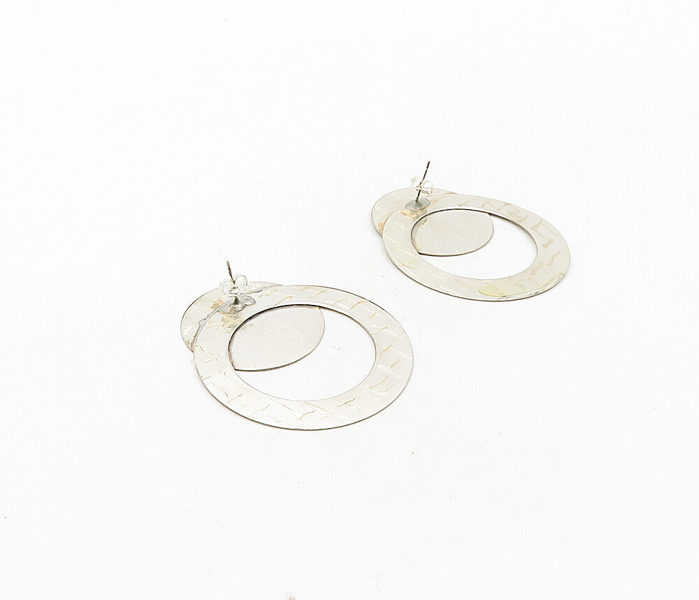 DESIGNER 925 Silver  Vintage Shiny Etched Pattern Dangle Earrings  EG4933
