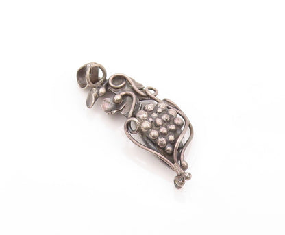 925 Sterling Silver Vintage Pendant Dark Tone Cutout Grape Vine  PT23977
