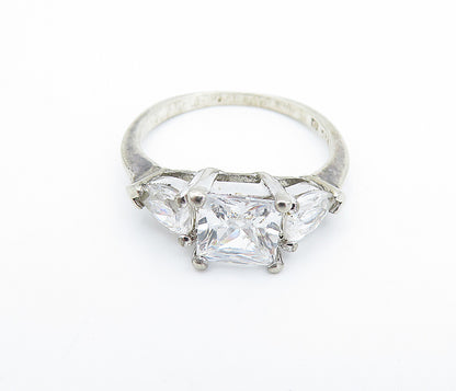 925 Sterling Silver  Vintage Cubic Zirconia 3 Stone Band Ring Sz 6  RG6748
