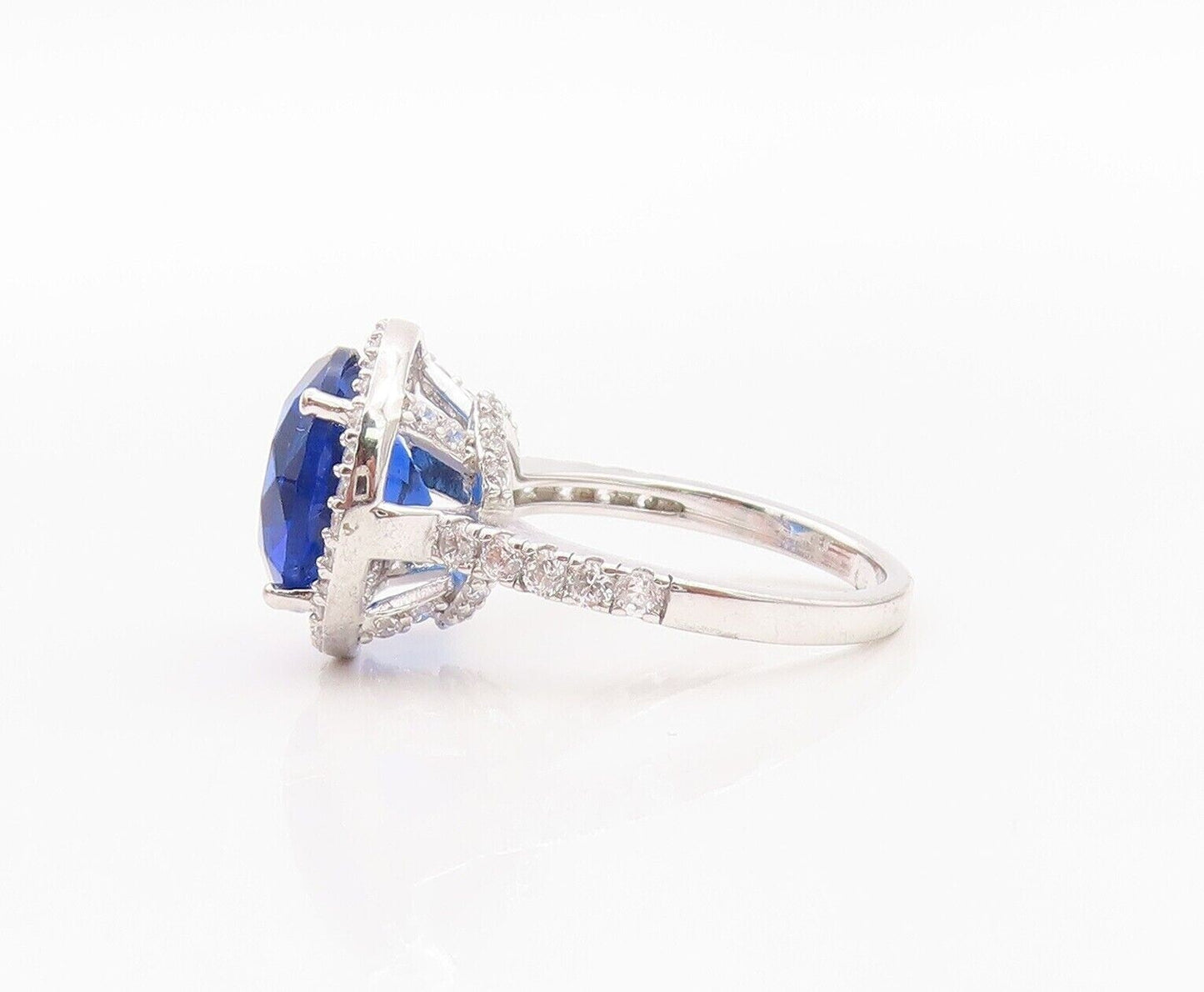 925 Sterling Silver Vintage Ring Round Cut Sapphire Halo Topaz Sz 7  RG30267
