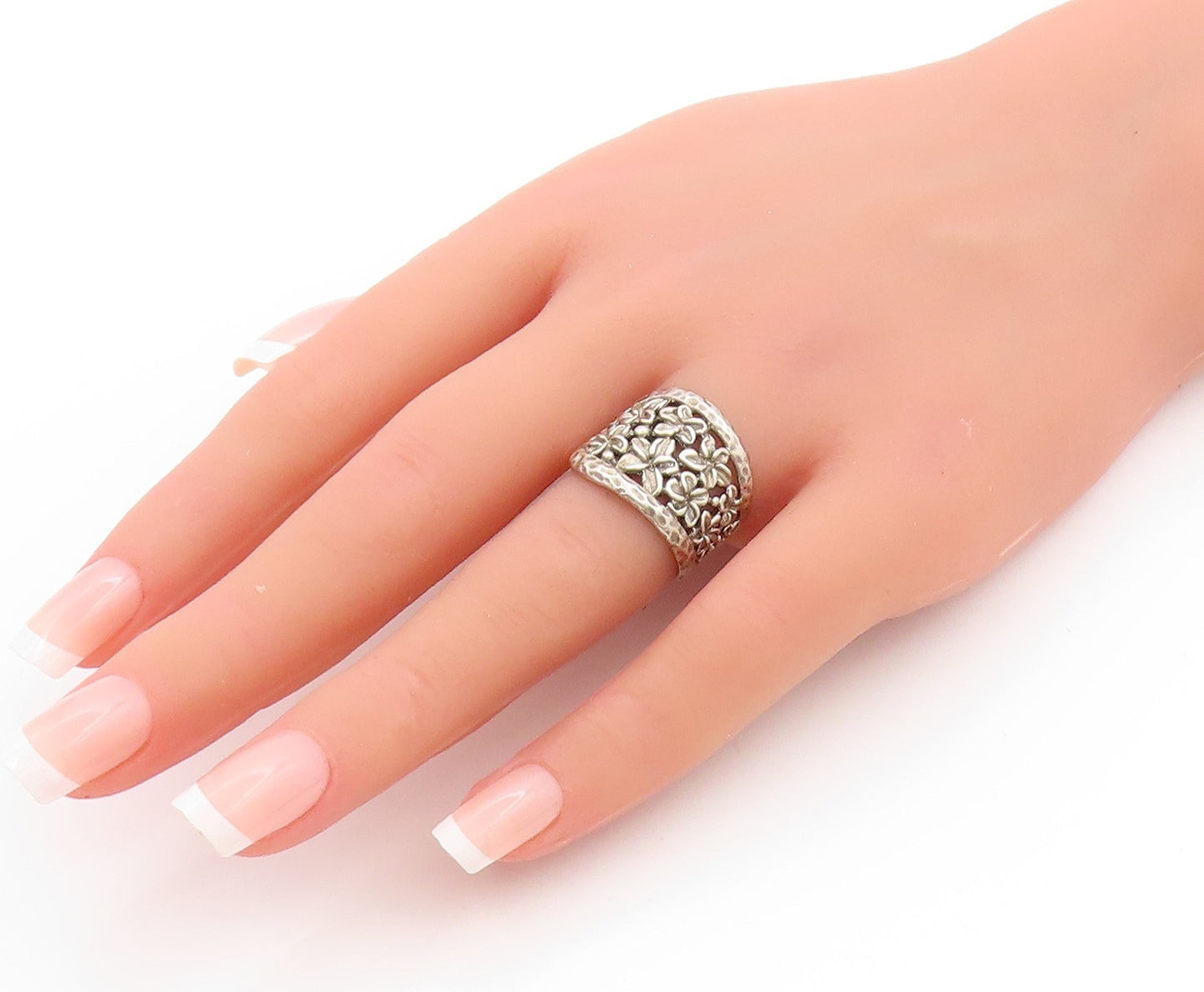 925 Sterling Silver Vintage Ring Daisy Floral Petals Cut Out Band  Sz 7  RG33648
