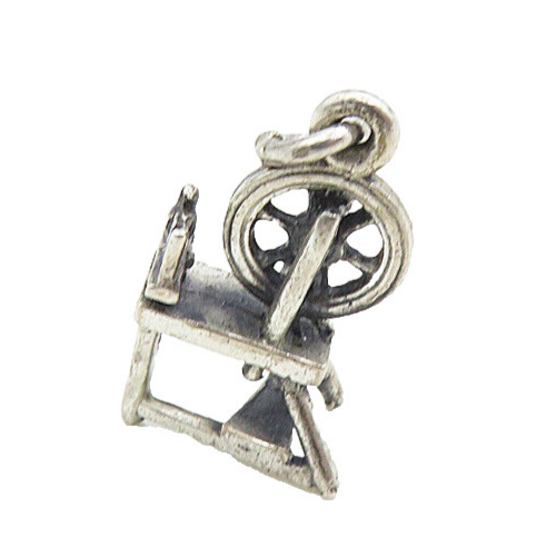925 Sterling Silver  Vintage Old Fashioned Spinning Wheel Drop Pendant  PT6853