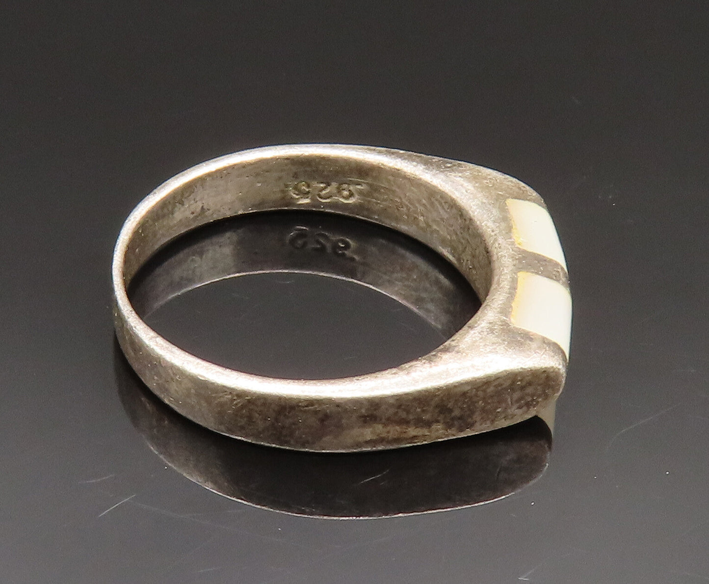 925 Silver  Vintage Oxidized Mother Of Pearl Square Dome Ring Sz 5  RG24563
