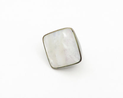 925 Sterling Silver  Vintage Mother Of Pearl Square Cocktail Ring Sz 6 RG18319