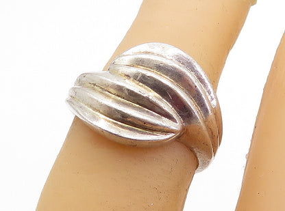 925 Sterling Silver  Vintage Shiny Fluted Bypass Dome Band Ring Sz 5.5  RG4887