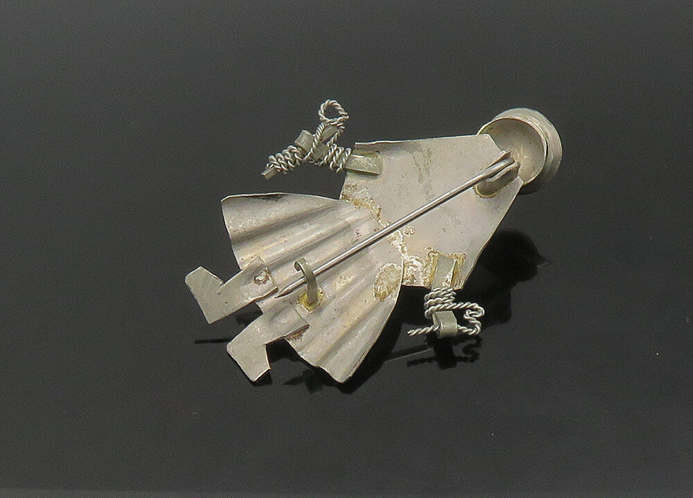 925 Sterling Silver  Vintage Shiny Etched Person In Poncho Brooch Pin  BP8671