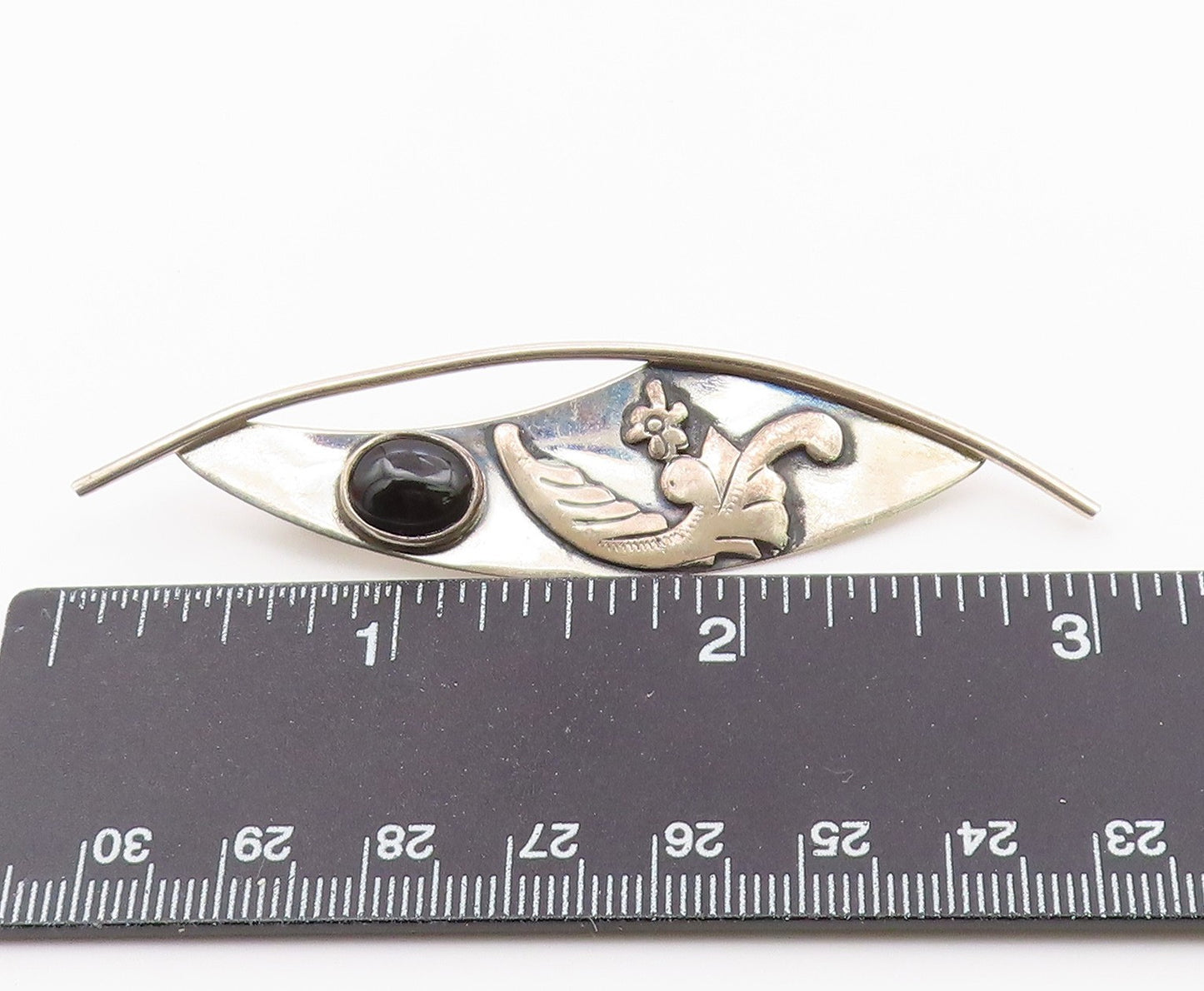 925 Sterling Silver  Vintage Cabochon Cut Black Onyx Shiny Brooch Pin  BP8305