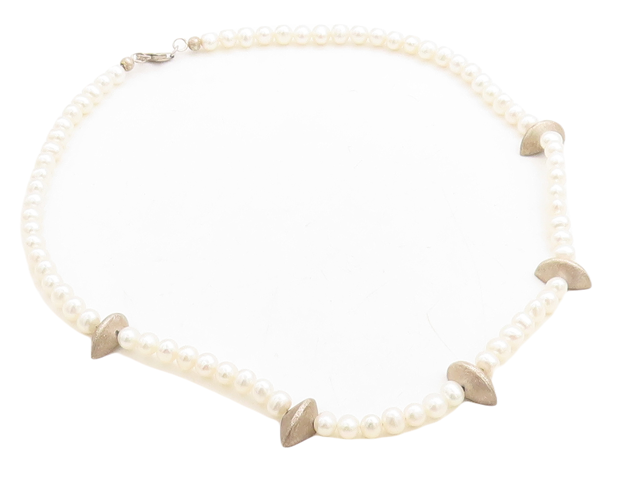 925 Sterling Silver  Vintage Petite Freshwater Pearls Beaded Necklace  NE1131