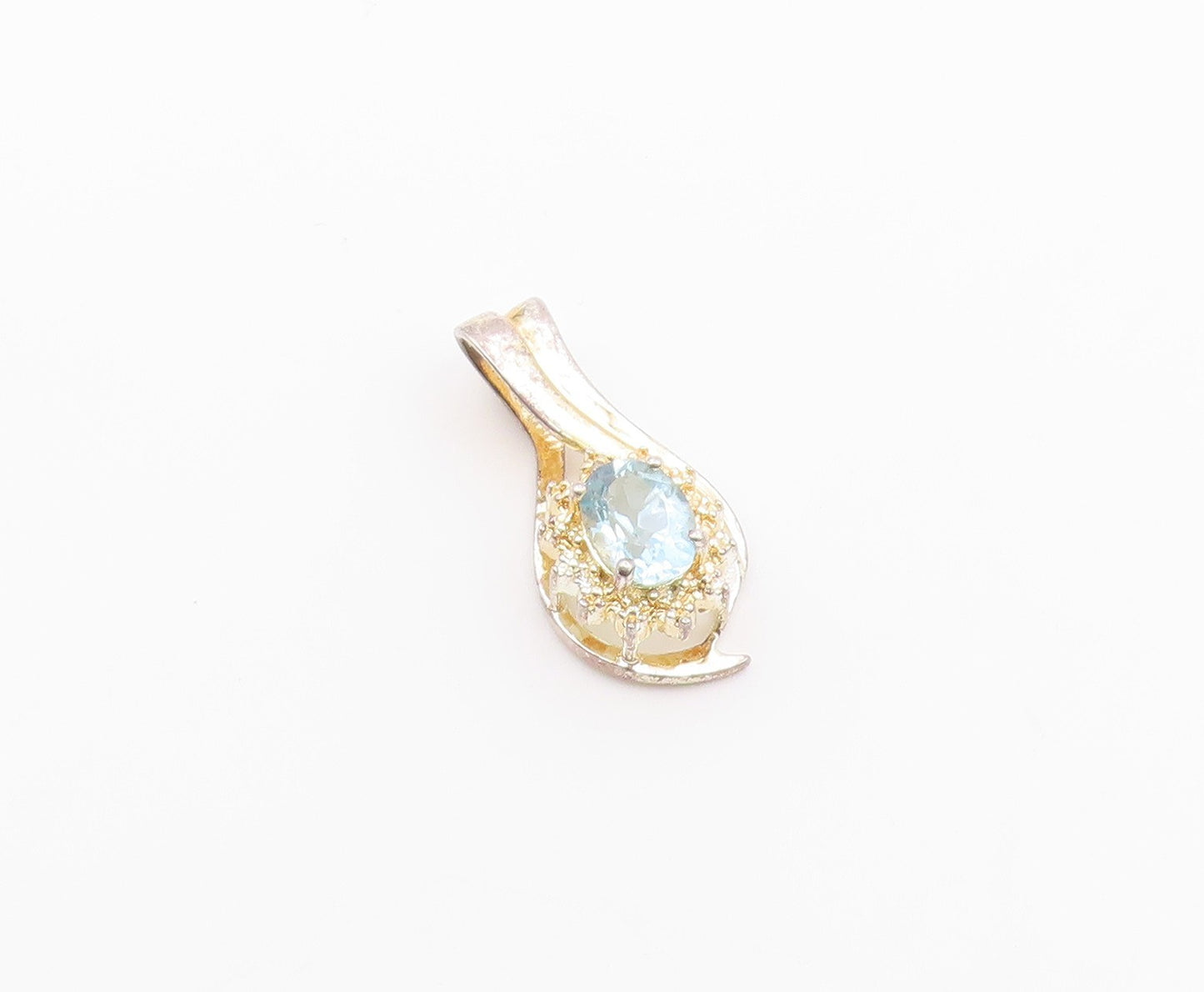 925 Sterling Silver  Vintage Shiny Blue Topaz Floral Motif Pendant  PT17768