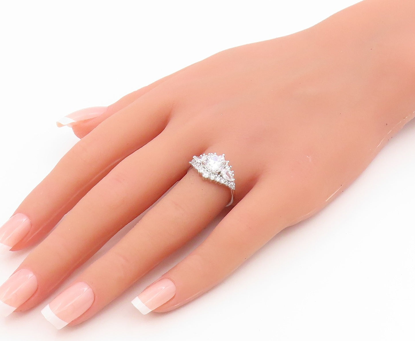 925 Sterling Silver Vintage Ring Elegant CZ Statement Band  Sz 7.5  RG35936