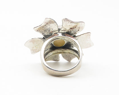 925 Sterling Silver  Mother Of Pearl Flower Motif Cocktail Ring Sz 7  RG11204