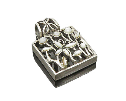 925 Sterling Silver  Vintage Mother Of Pearl Floral Square Pendant  PT17254