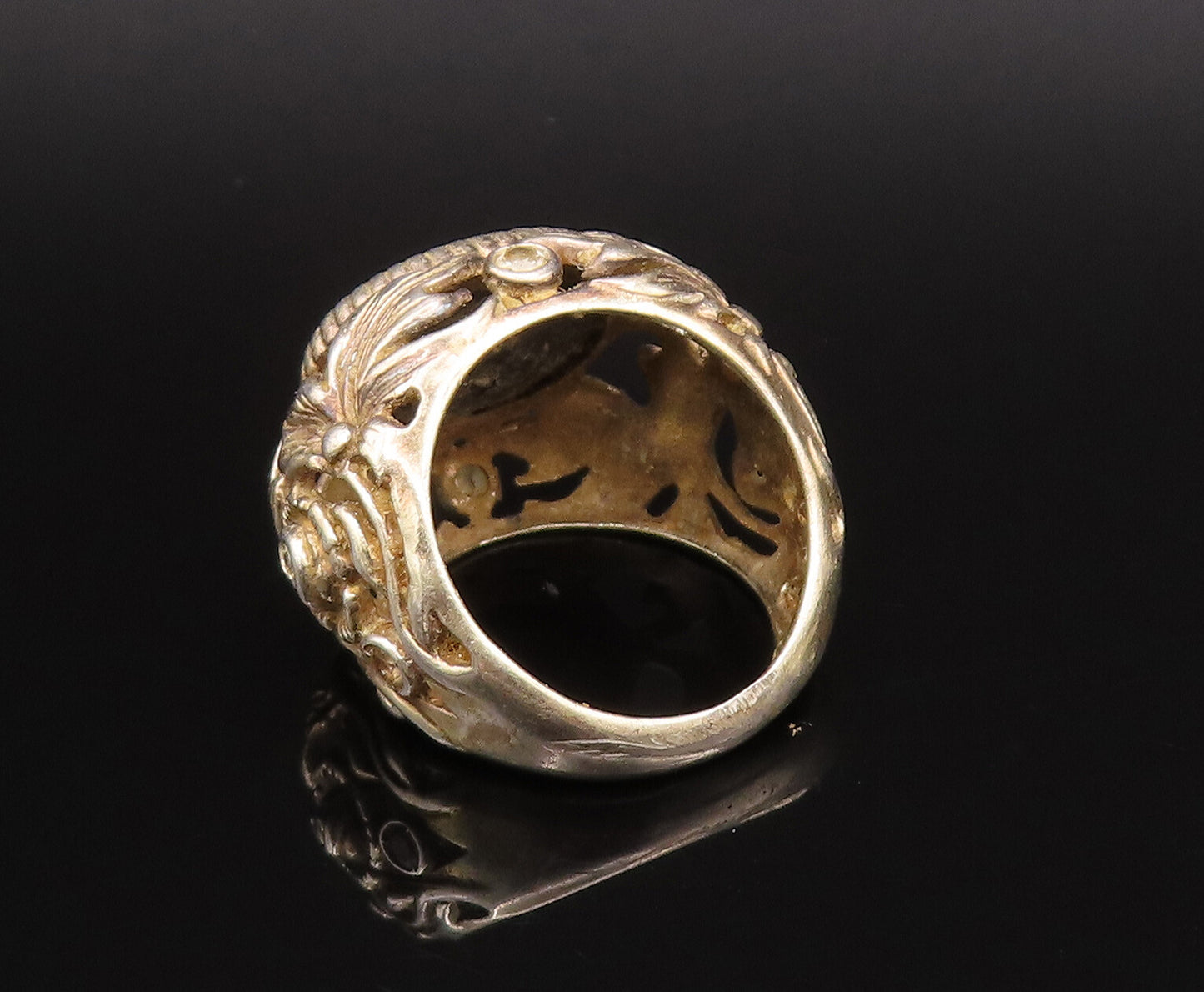 925 Silver  Vintage Oval Black Spinel Openwork Leaf Dome Ring Sz 6.5  RG25895