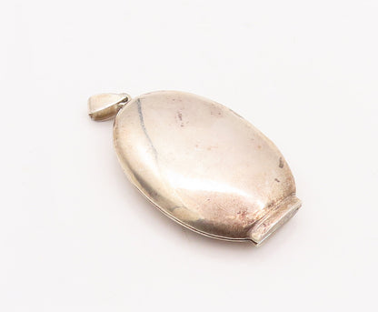 925 Sterling Silver Vintage Pendant Swirly Carved Oval Locket (OPENS)  PT23184