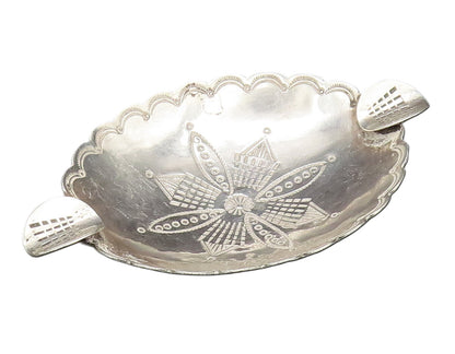 925 Sterling Silver  Vintage Wavy Edge Centerpiece With Handles  TR3392