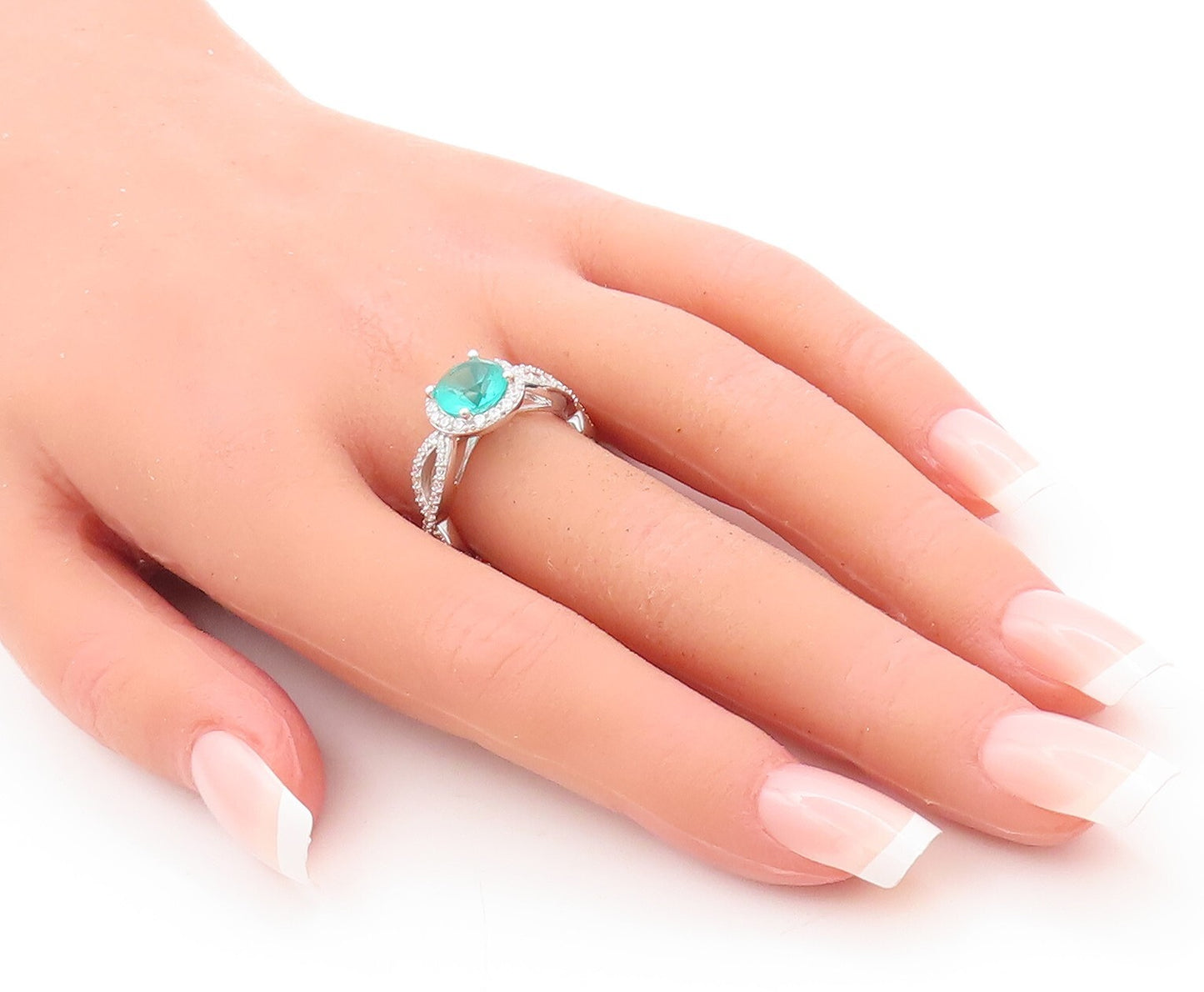 925 Sterling Silver Vintage Ring Designer Cutout Band Green CZ  Sz 7  RG29663