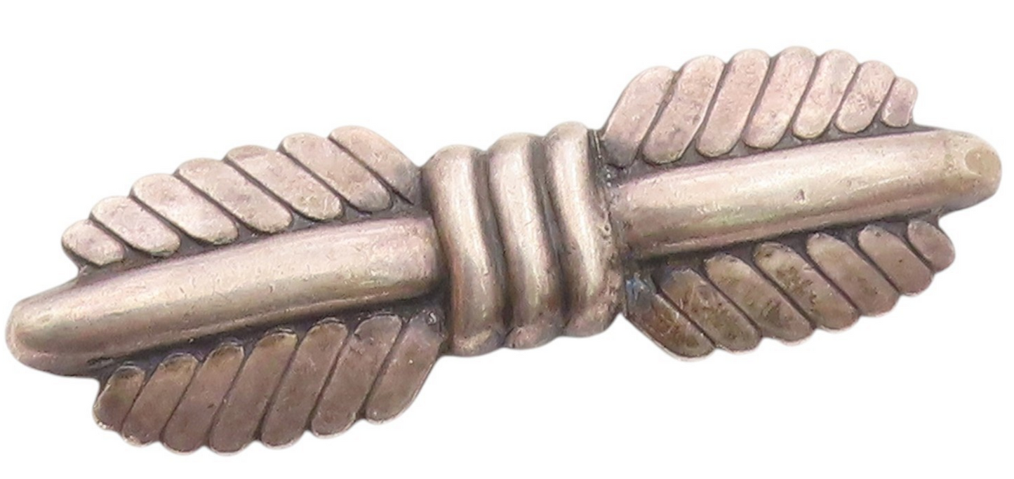 SOUTHWESTERN 925 Sterling Silver Vintage Bow Design Smooth Brooch Pin BP8893