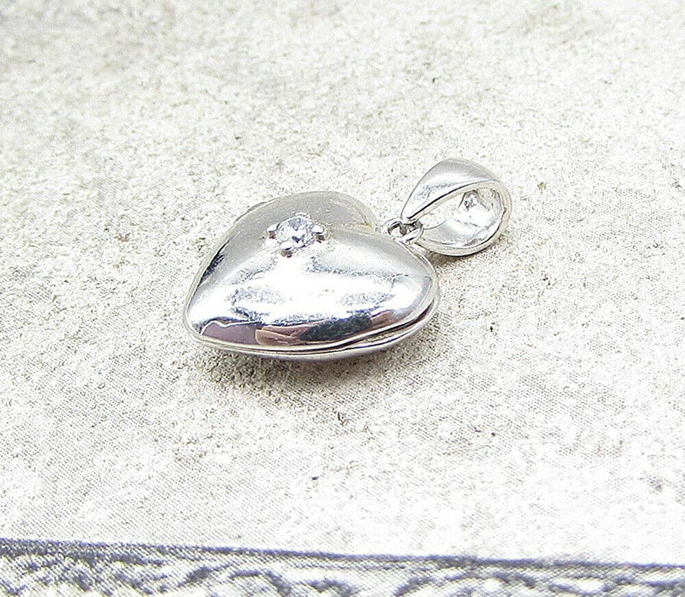 925 Silver Cubic Zirconia Love Heart Picture Locket (Opens) Pendant PT1207