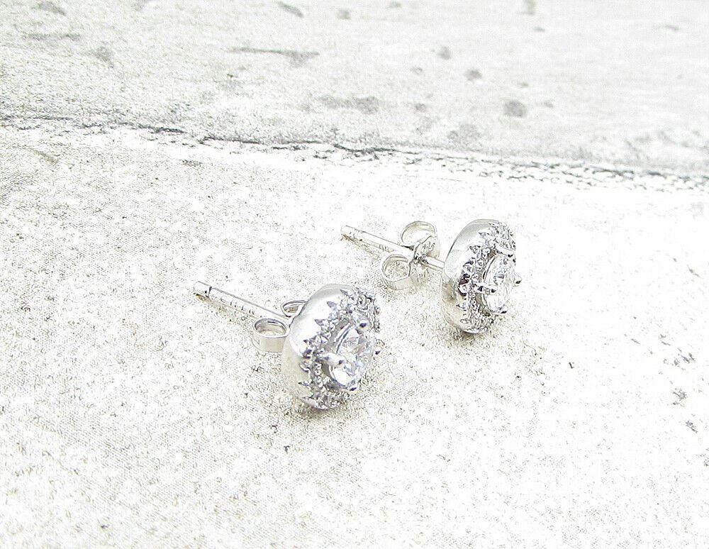 925 Sterling Silver  White Topaz & Cubic Zirconia Stud Earrings  EG1105