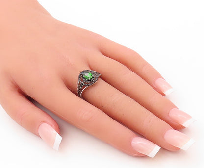 925 Sterling Silver Vintage Ring Oval Cut Green CZ Halo Spinel  Sz 7  RG30855