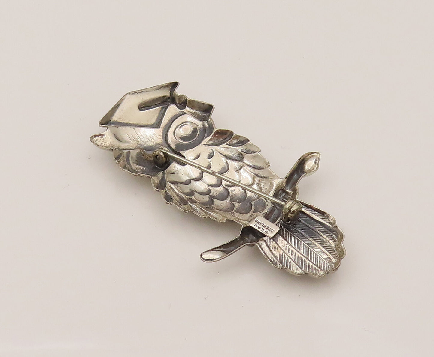 BEAU 925 Silver  Vintage Carved Standing Owl On Branch Brooch Pin  BP10219