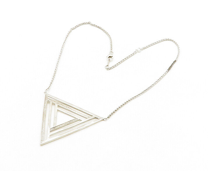 EFFY 925 Silver  Vintage Genuine Diamonds Open Triangle Chain Necklace  NE3243