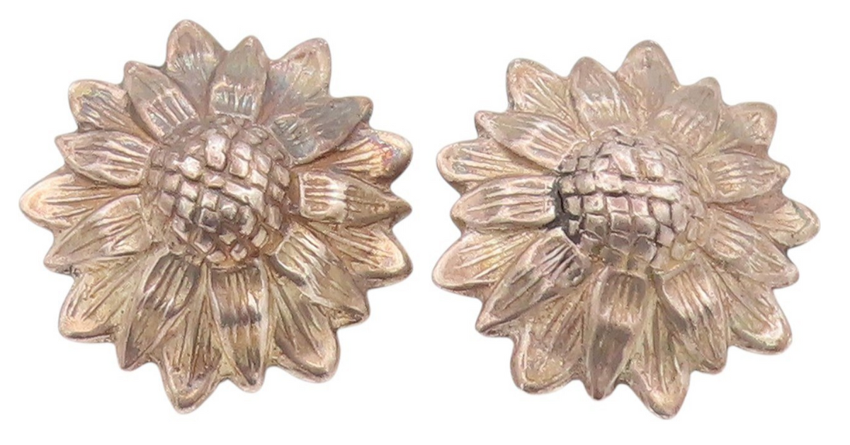 925 Sterling Silver Vintage Earrings Dark Tone Blooming Flower Cut  EG13512