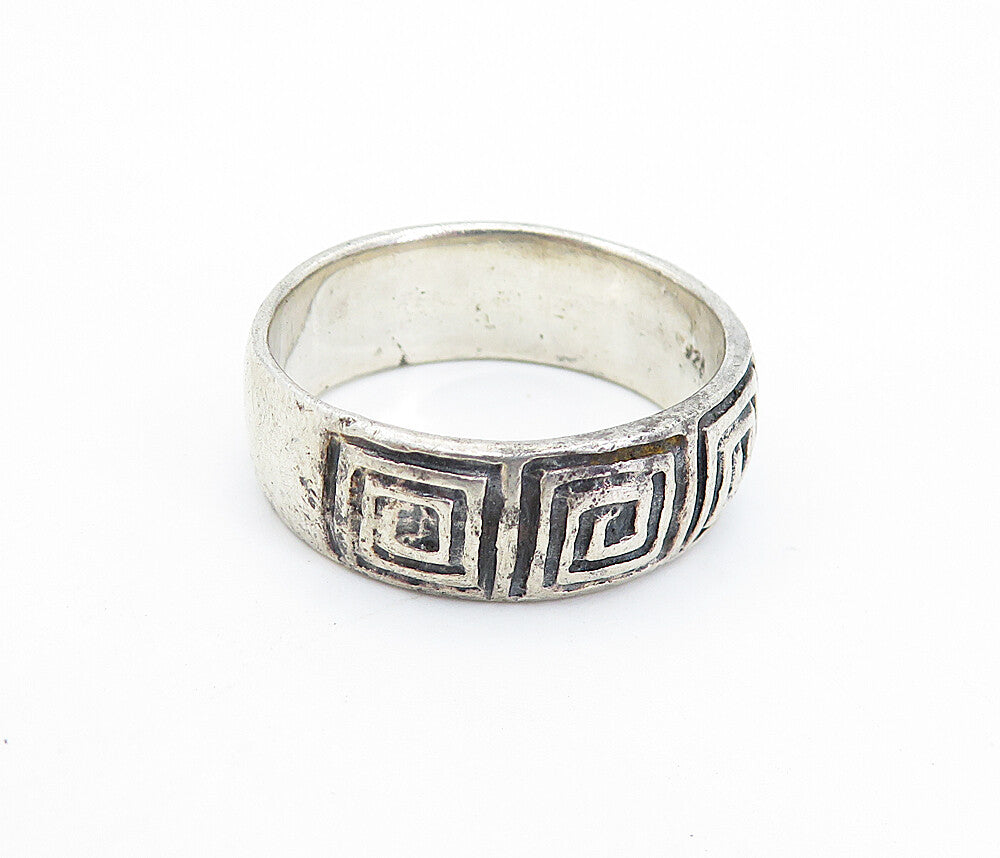 925 Sterling Silver  Vintage Square Spiral Pattern Band Ring Sz 11  RG7066