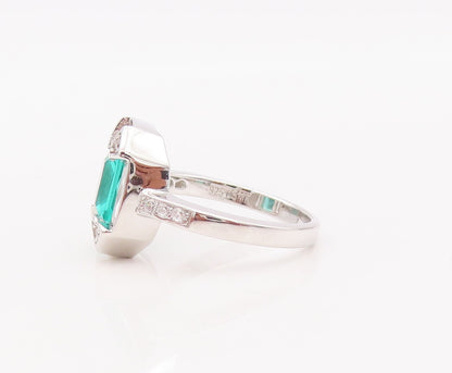 925 Sterling Silver Vintage Ring Rectangle Sea Green White CZ Frame Sz 7 RG29897