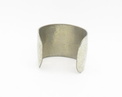 DESIGNER 925 Sterling Silver  Vintage Shiny Hammered Cuff Bracelet  BT7912