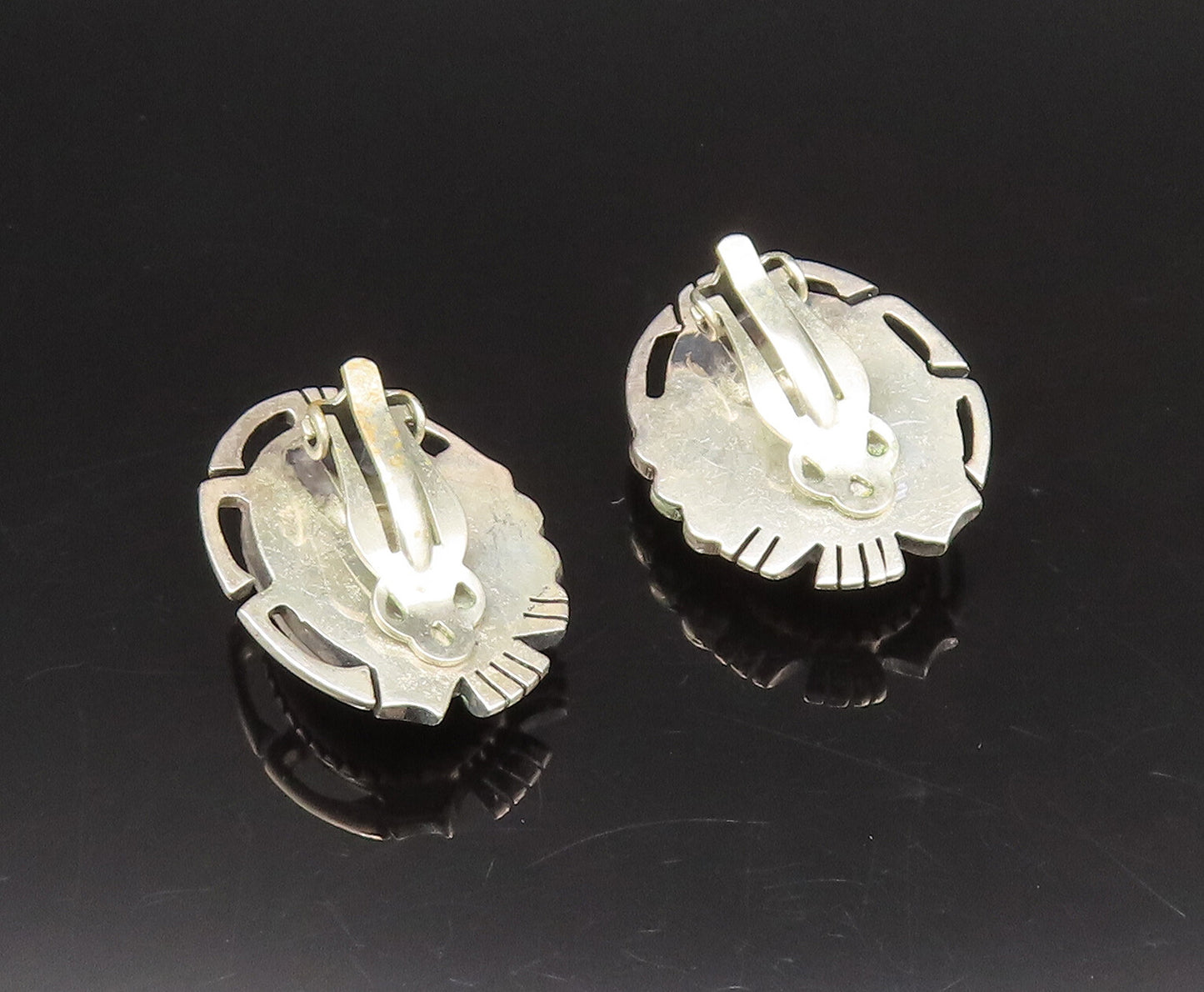 NAVAJO 925 Silver  Vintage Openwork Edge Black Onyx Clip Back Earrings EG12300