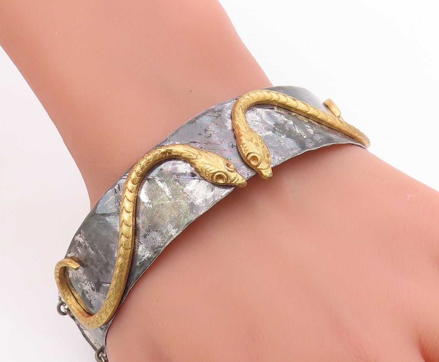925 Sterling Silver Vintage Bracelet Two Tone Carved Serpentine Cuff  BT11576
