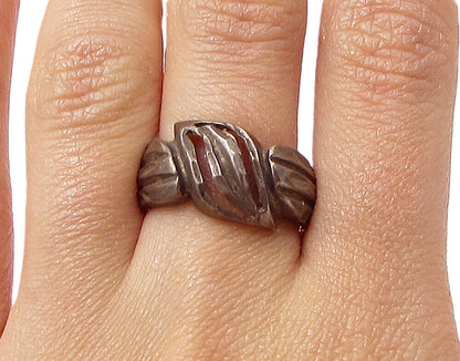 925 Sterling Silver  Vintage Dark Tone Etching Detail Band Ring Sz 7.5  RG3091