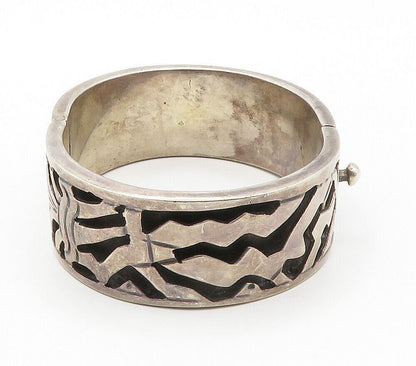 TAXCO 925 Sterling Silver  Vintage Cutout Design Hinge Bangle Bracelet  BT6028