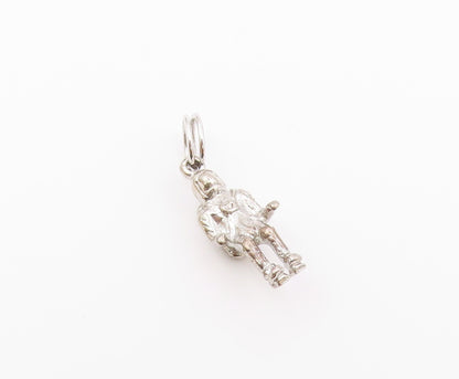 925 Sterling Silver  Vintage Petite Shiny Astronaut Drop Pendant  PT18949