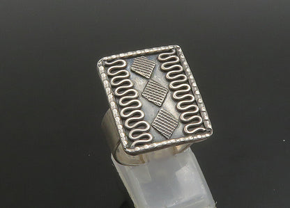MIDDLE EAST 925 Silver   Vintage Swirl Adjustable Band Ring Sz 8.5  RG23389