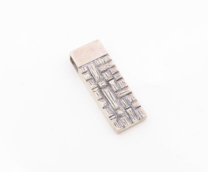 925 Sterling Silver  Vintage Wooden Log Pattern Motif Drop Pendant  PT19934