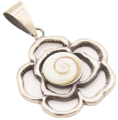 925 Sterling Silver Vintage Pendant Sea Shell Inlay Cutout Flower  PT23450