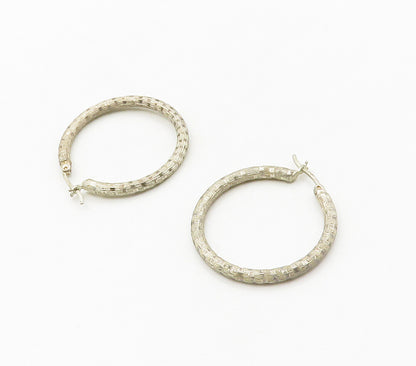 925 Sterling Silver  Vintage Striped Pattern Round Hoop Earrings  EG8642