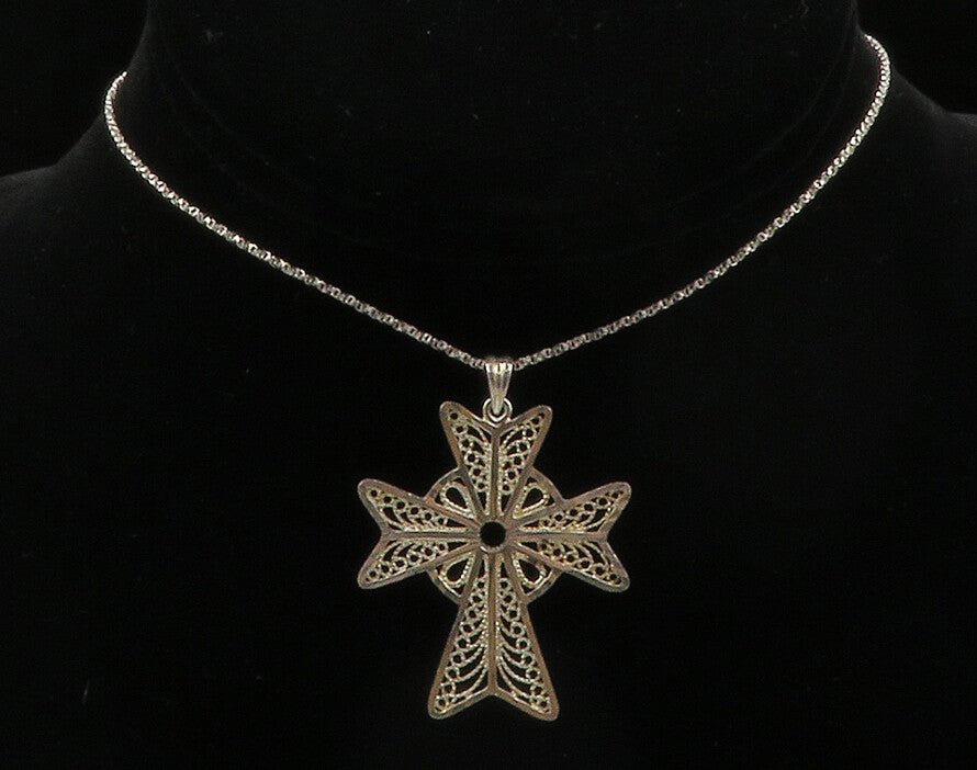 925 Sterling Silver  Vintage Shiny Filigree Cross Chain Necklace  NE2200