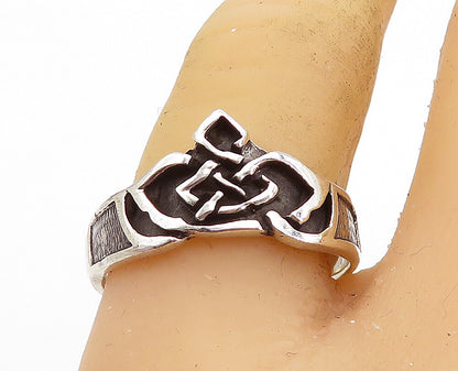 925 Sterling Silver  Vintage Celtic Knot Design Shiny Band Ring Sz 8  RG7473