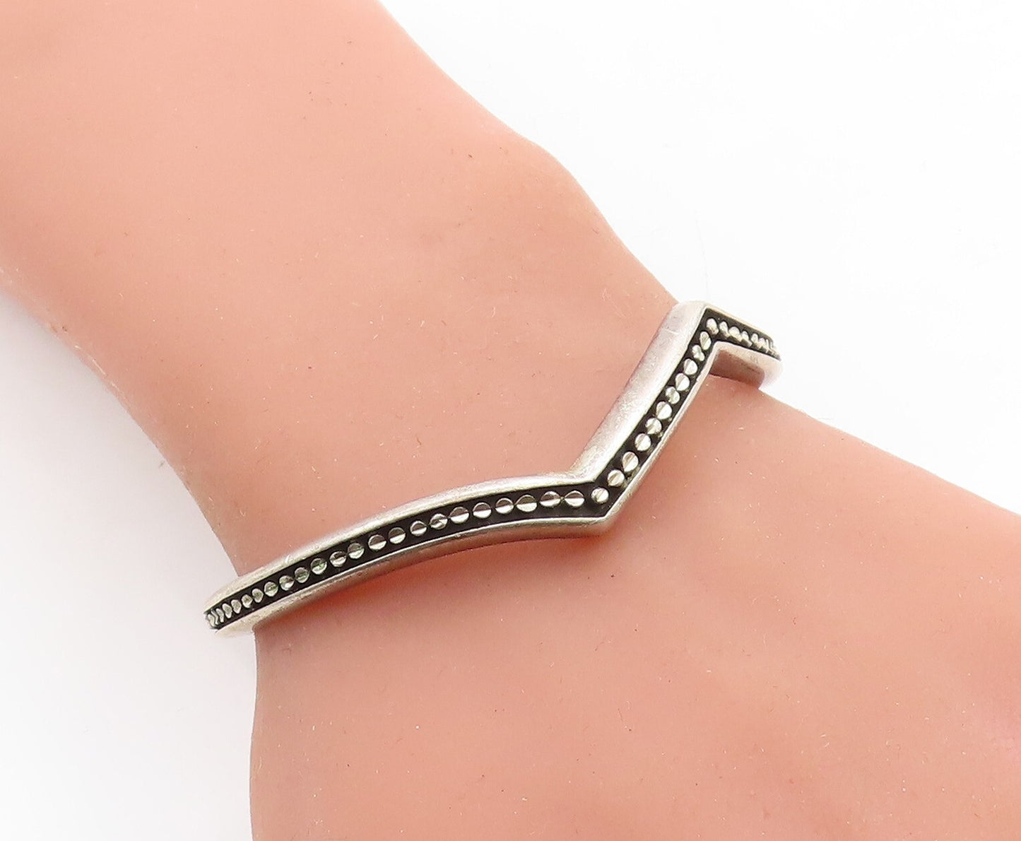 SILVER CLOUD 925 Sterling Silver  Vintage Oxidized Cuff Bracelet  BT2154