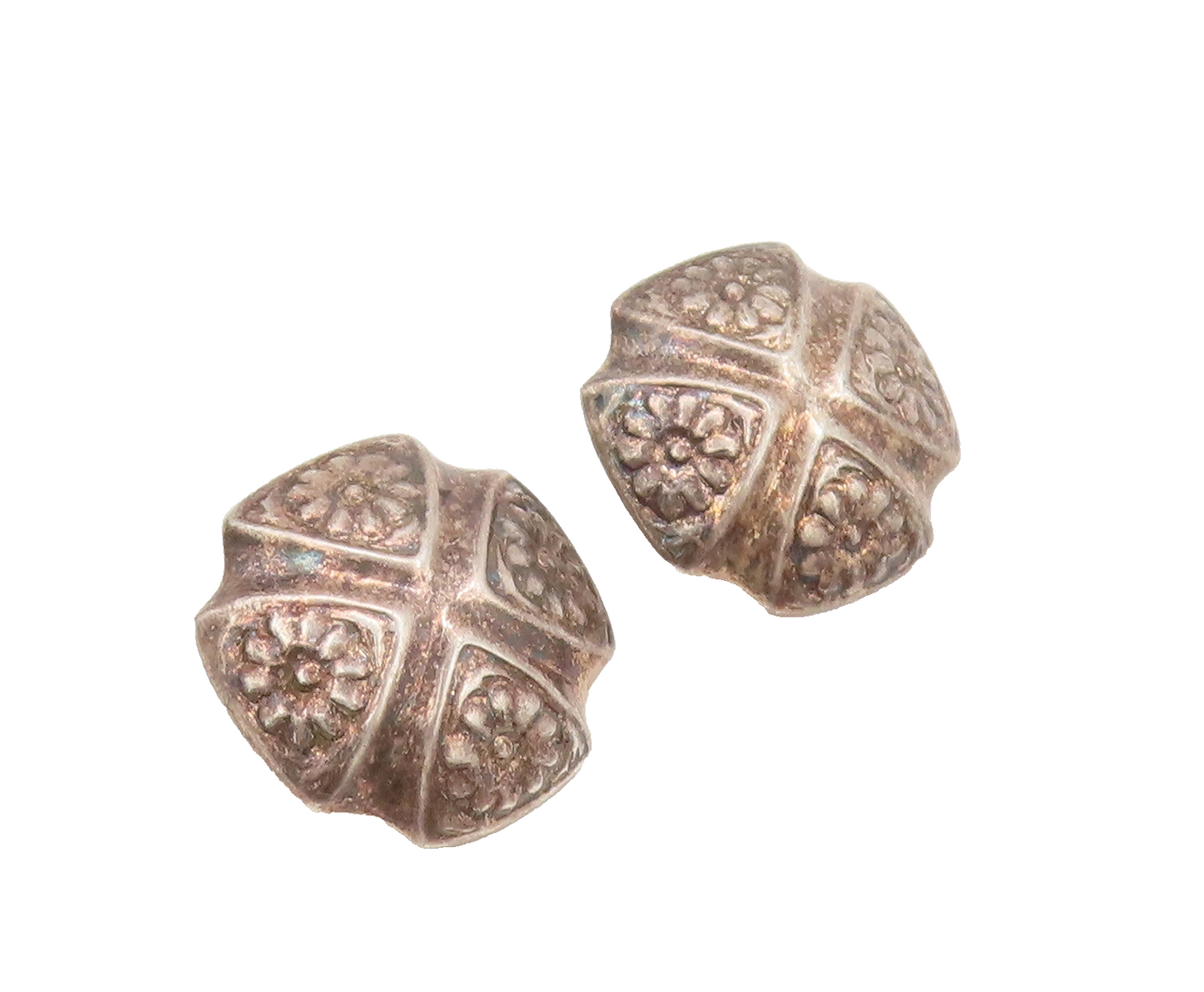 925 Sterling Silver  Vintage Solid Floral Carved Puffed Clip Earrings  EG12763