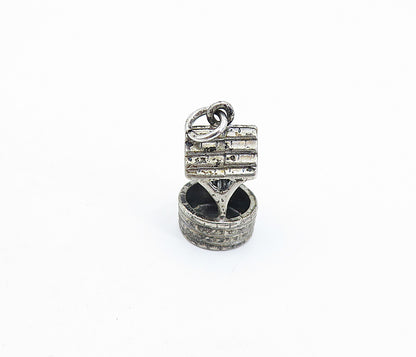 DANECRAFT 925 Silver  Vintage Dark Tone Water Well Motif Drop Pendant  PT4708