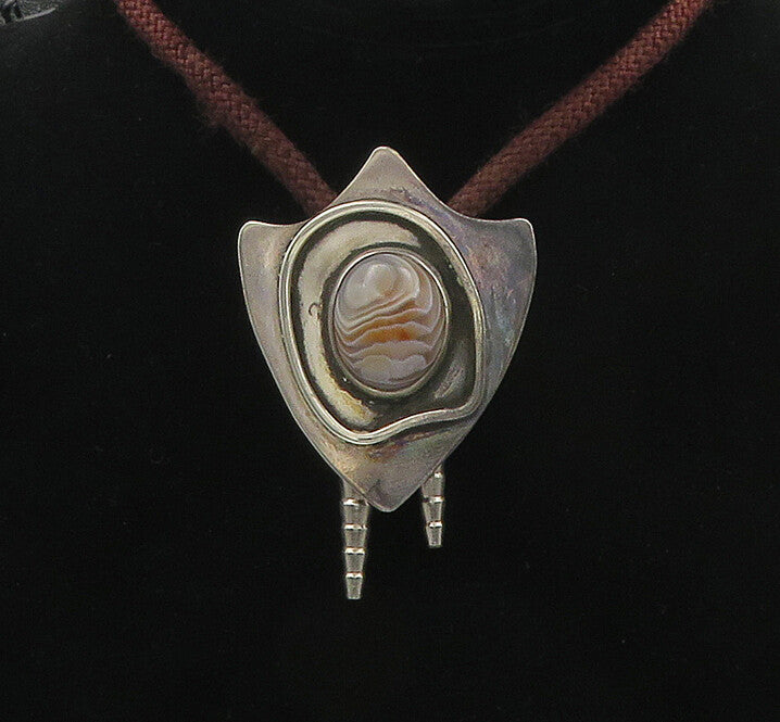 JEANNE 925 Sterling Silver  Vintage Cabochon Cut Agate Rope Necklace  NE2897